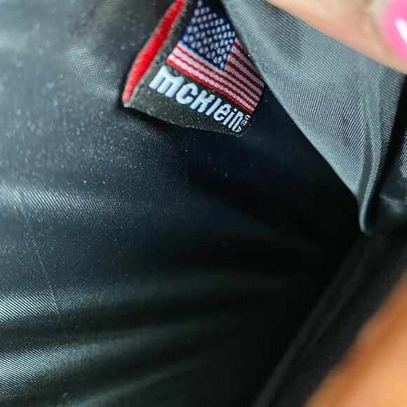 McKlein Vintage Leather Messenger/Laptop Computer Bag - Picture 13 of 15